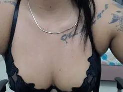 Miahot  live sex cam