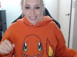 CaroSweeT  live sex cam