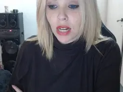 CaroSweeT  live sex cam