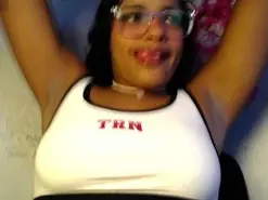 Chleo_rosse  live sex cam