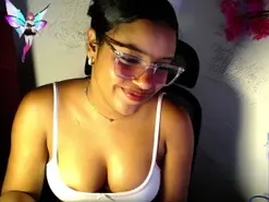 Chleo_rosse  live sex cam