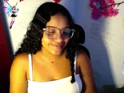 Chleo_rosse  live sex cam