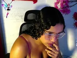 Chleo_rosse  live sex cam