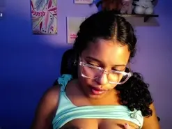 Chleo_rosse  live sex cam