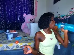 Star_shines  live sex cam