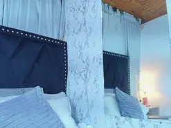 Maraa_X  live sex cam