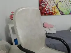 Lulu_25  live sex cam