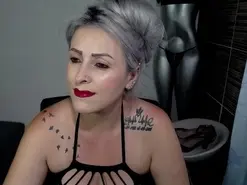 EmmaRizzoo  live sex cam