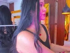 Bigass_monic  live sex cam