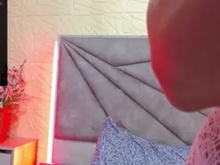 Esmeralda_oiko  live sex cam