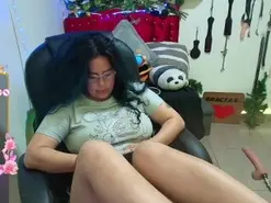 Elektra_32  live sex cam