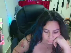 Elektra_32  live sex cam