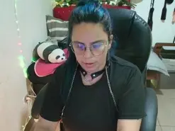 Elektra_32  live sex cam