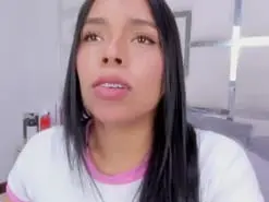 ZoeSwam  live sex cam