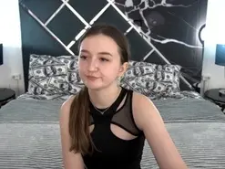 CyrenaLuxe  live sex cam