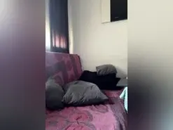 Goldenmamis  live sex cam