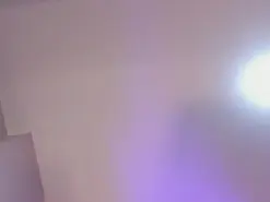 AliceThomsopn  live sex cam