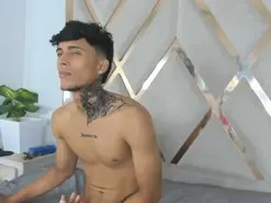 Aishaxht  live sex cam