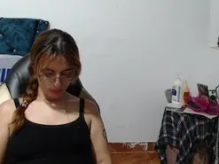 Kate_lorens9  live sex cam