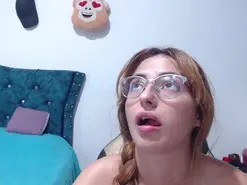 Kate_lorens9  live sex cam