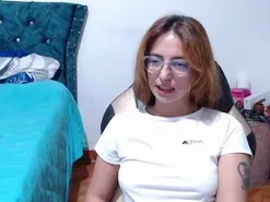 Kate_lorens9  live sex cam