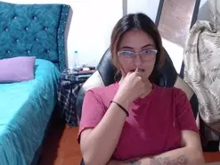 Kate_lorens9  live sex cam