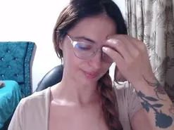 Kate_lorens9  live sex cam