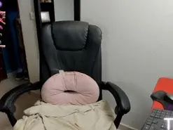 Peanuttangerine  live sex cam
