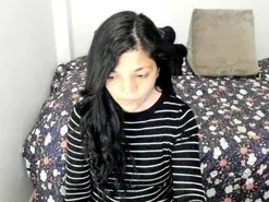 Soylucy24  live sex cam