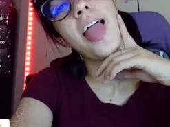 AvlieQueen  live sex cam