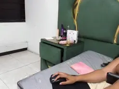 Tatysexxx  live sex cam