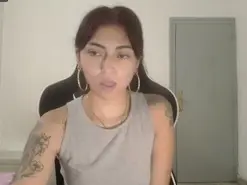 Elody_j  live sex cam