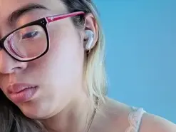 Carol_blonde  live sex cam