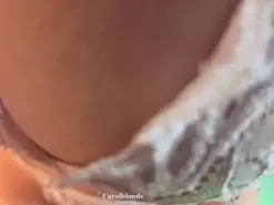Carol_blonde  live sex cam