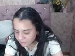 EmilyBuu  live sex cam