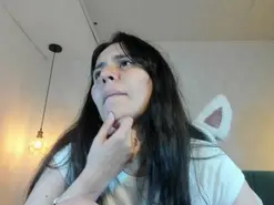 EmilyBuu  live sex cam