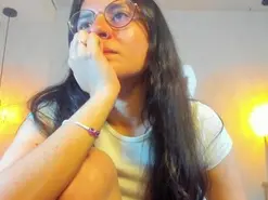 EmilyBuu  live sex cam