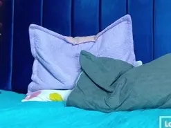 Bombom_brown1  live sex cam