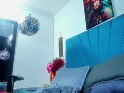 Bombom_brown1  live sex cam