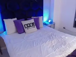 KatrinaEvans  live sex cam