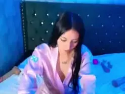 Valentinashine  live sex cam