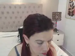 MichelleLow  live sex cam