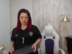 MichelleLow  live sex cam