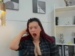 MichelleLow  live sex cam