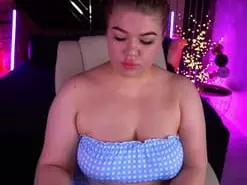 AmellyWhite  live sex cam