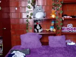 MidoriQuinn  live sex cam