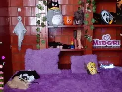 MidoriQuinn  live sex cam