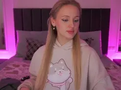 LylaYeess  live sex cam