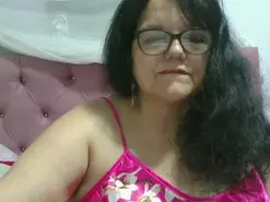Lindssay_x  live sex cam