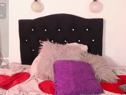 Enola_holmess  live sex cam